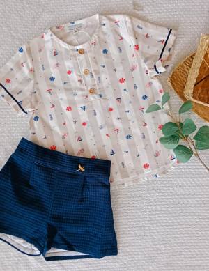 ber azul at y camisa sin bolsillo